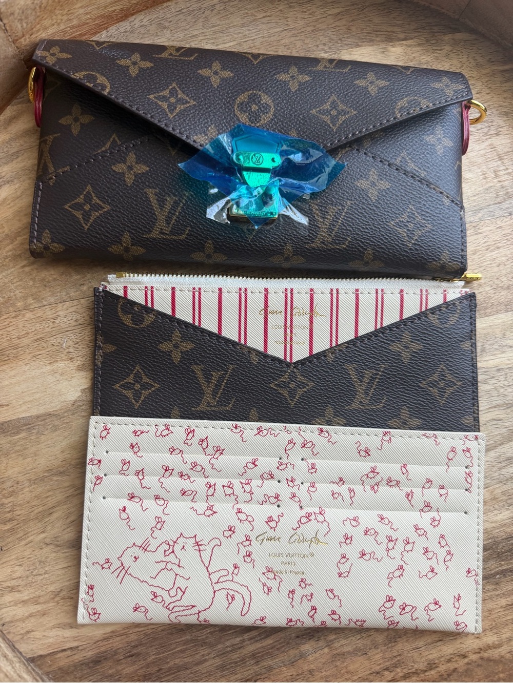 Crossbody Clutch Set